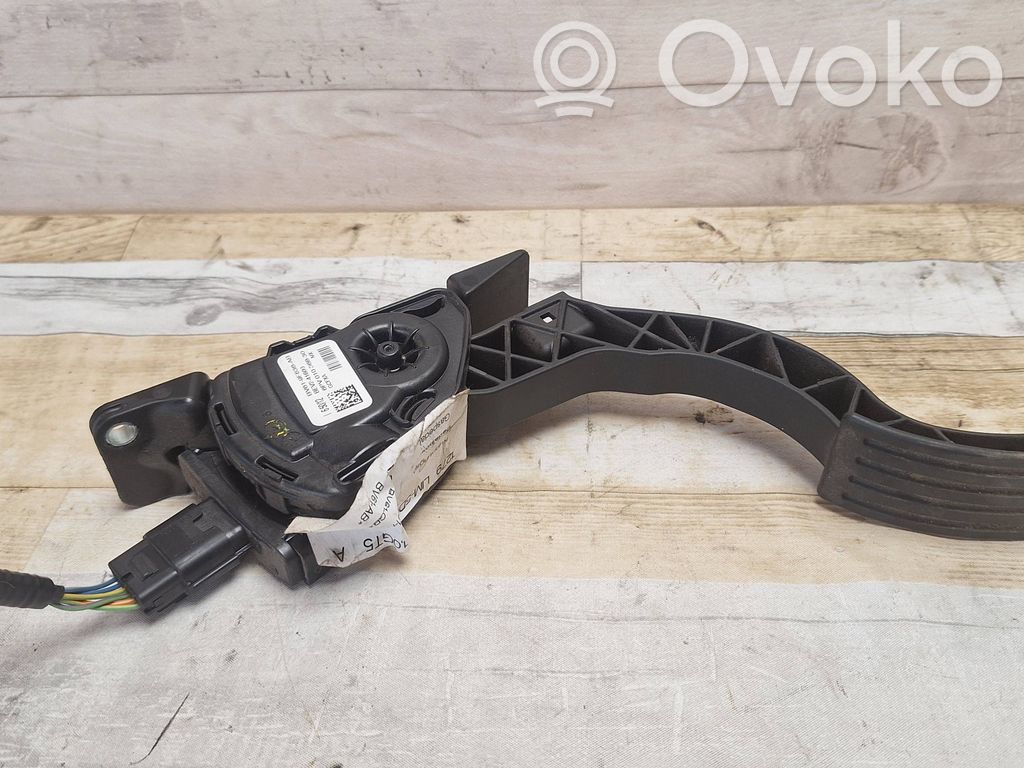 Ford Focus Accelerator throttle pedal 