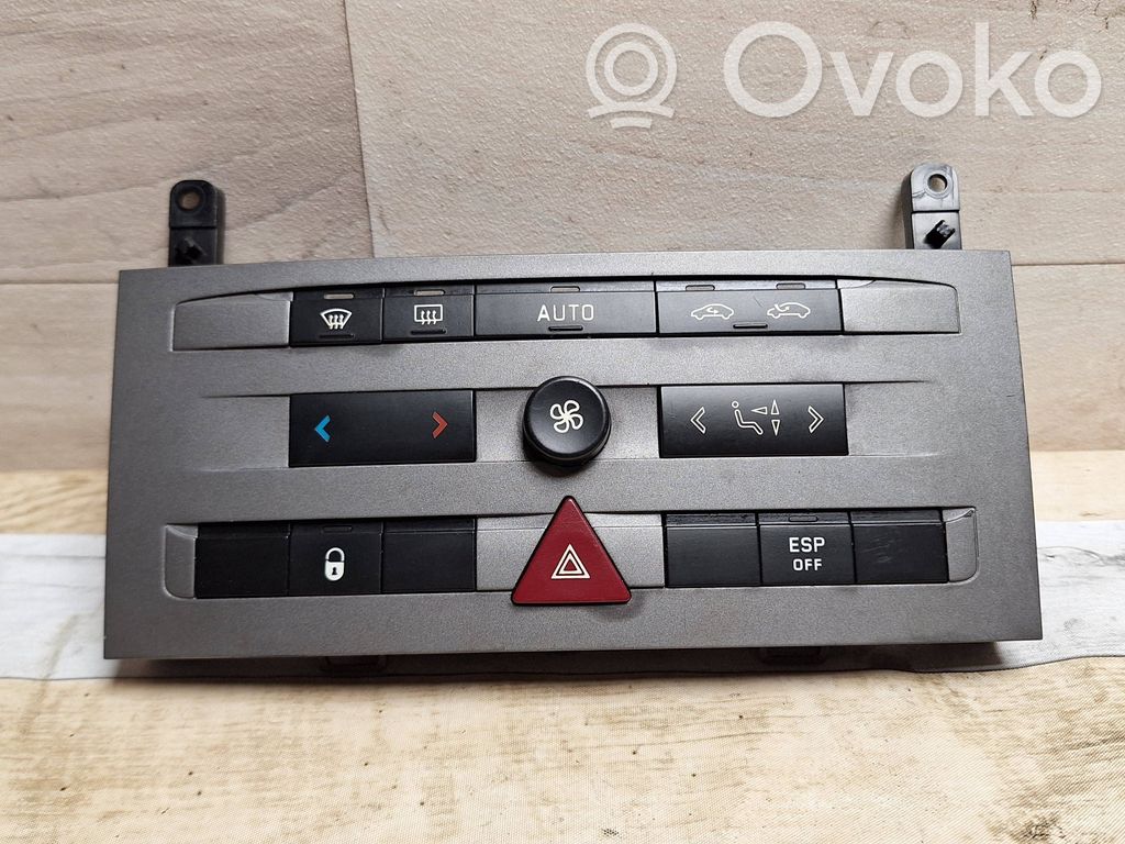 Peugeot 407 Climate control unit 