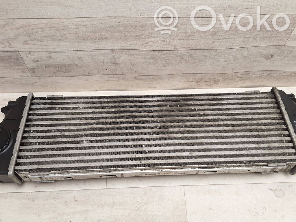 Opel Vivaro Interkūlerio radiatorius 
