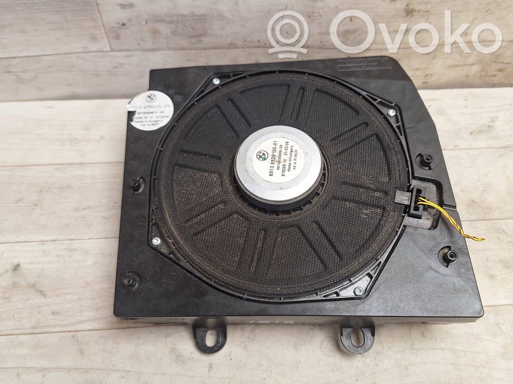 BMW X3 E83 Subwoofer speaker 