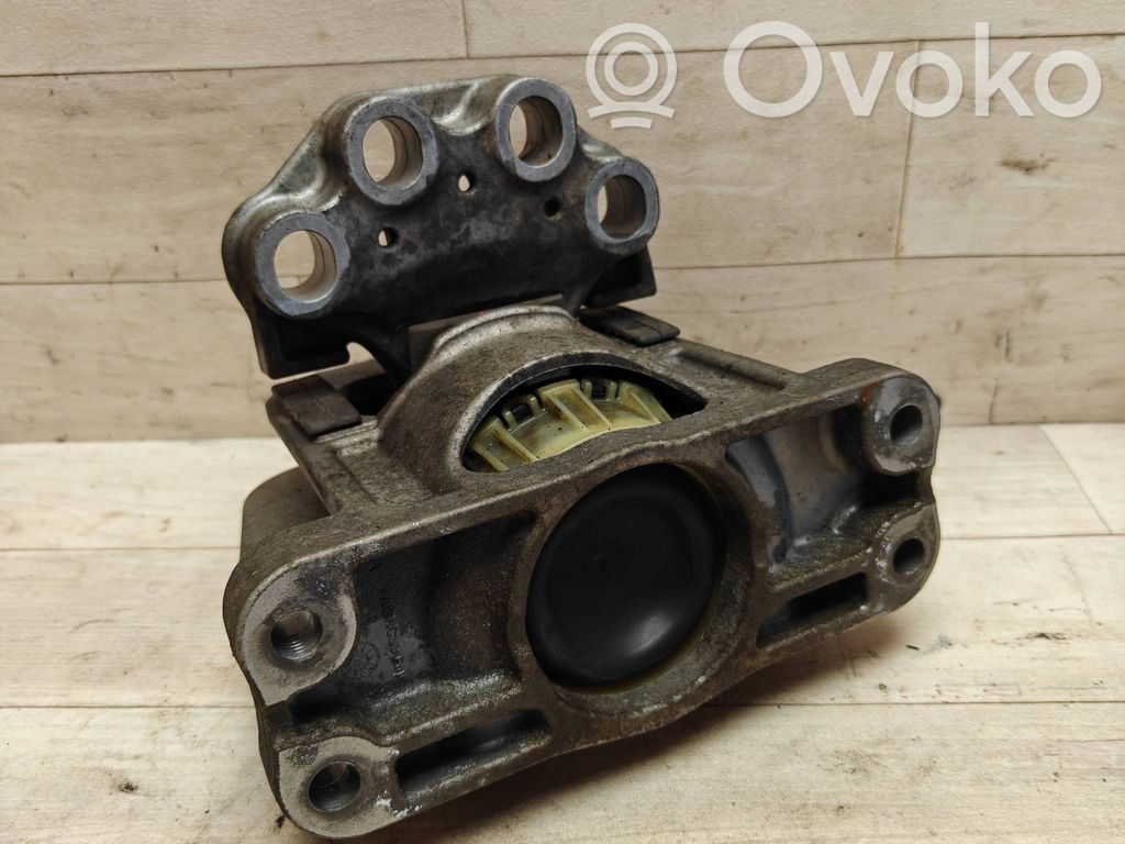 Ford Transit Custom Engine mount bracket 