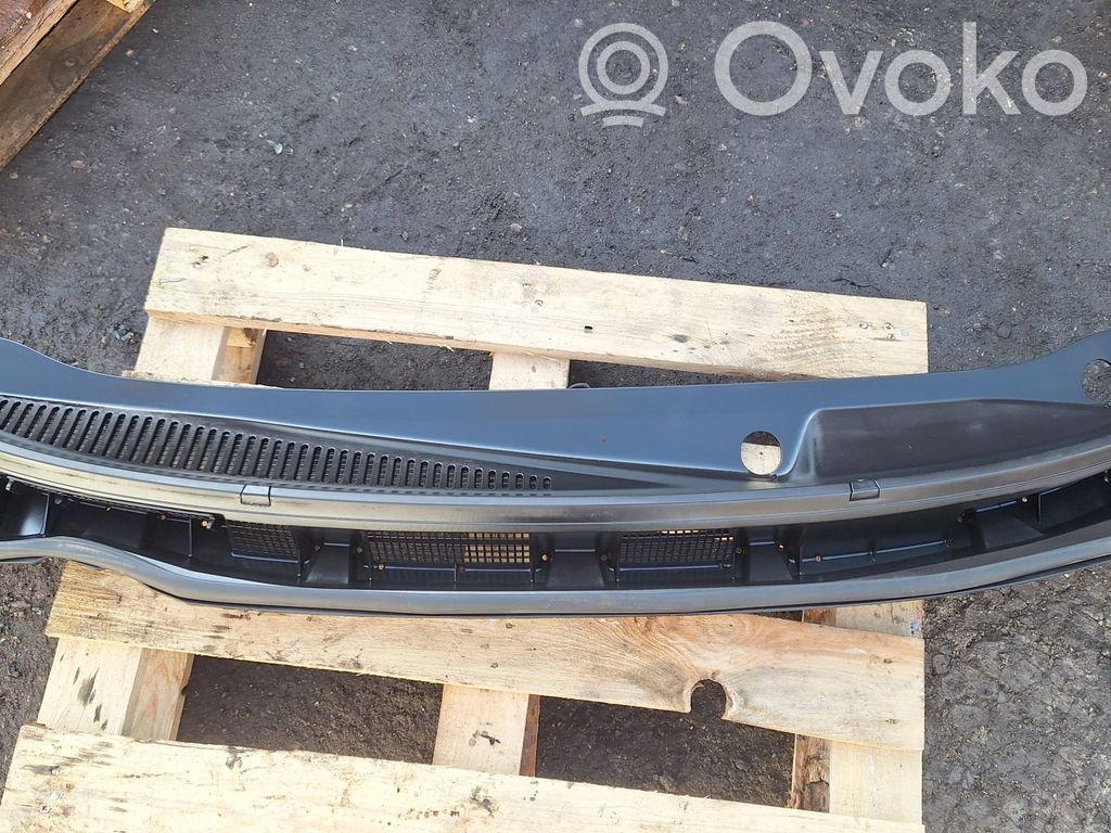 Nissan Note (E11) Moldura del limpia 