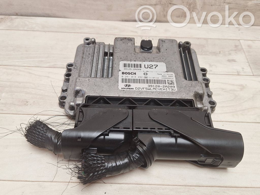 Hyundai i40 Engine control unit/module 