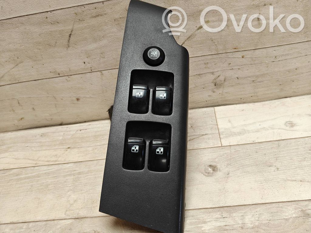 Chevrolet Aveo Electric window control switch 