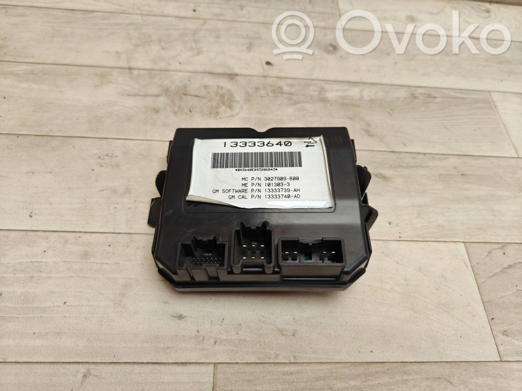 Opel Insignia A Tailgate/trunk control unit/module 