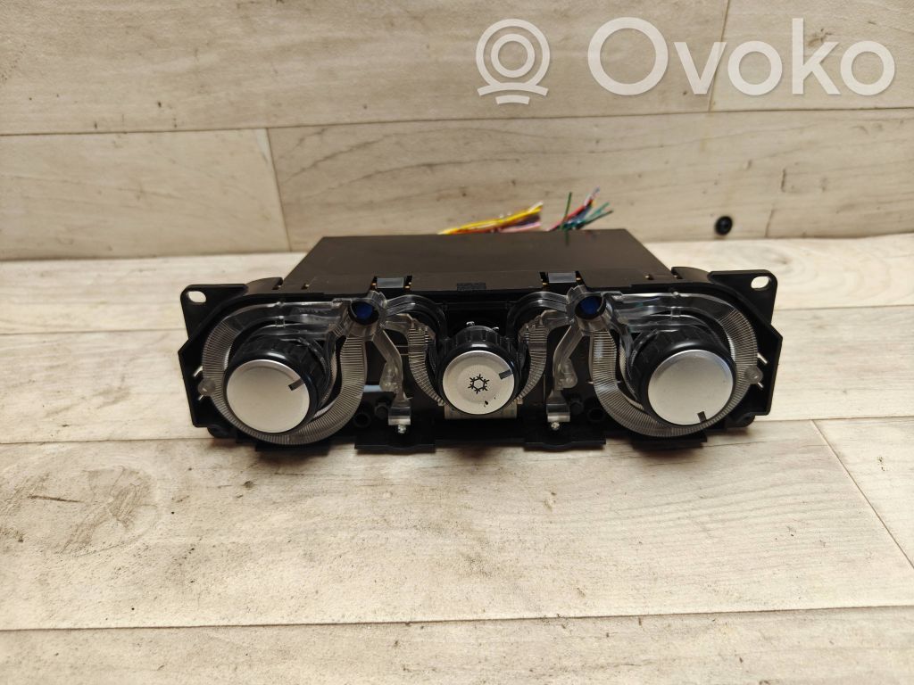 Mitsubishi Outlander Climate control unit 