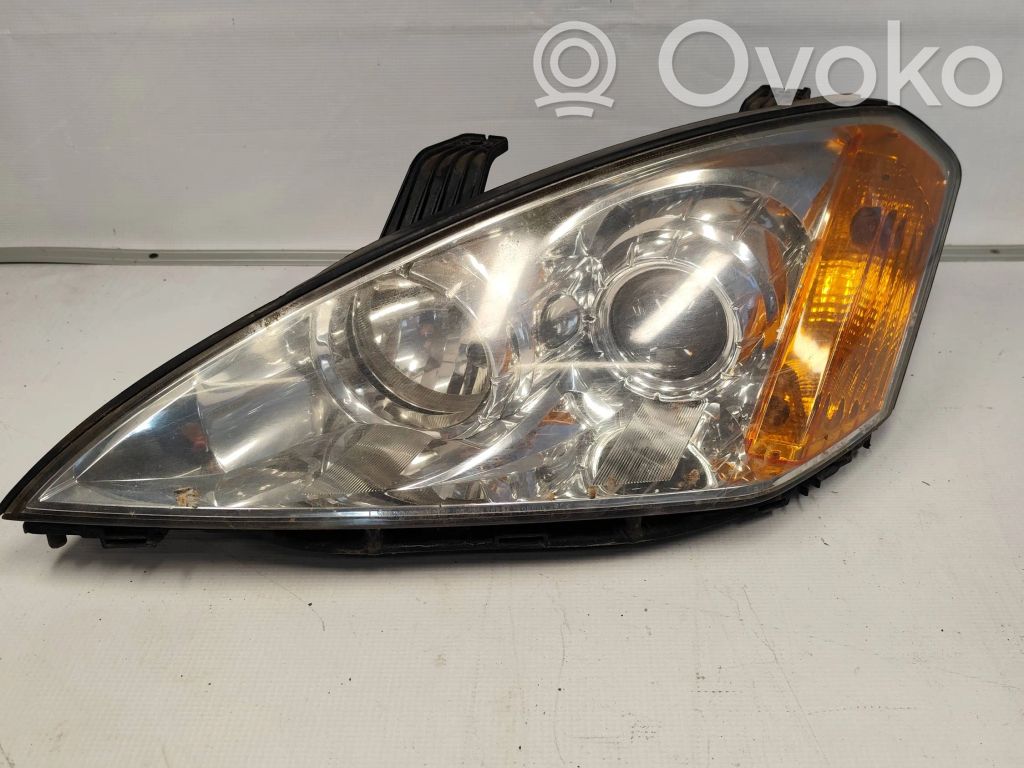 SsangYong Kyron Lampa przednia 
