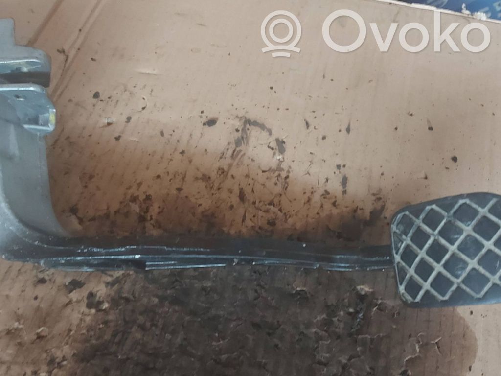 Audi A4 S4 B5 8D Pedal de embrague 
