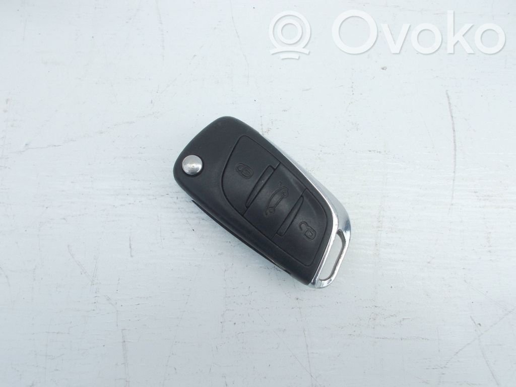 Citroen C4 II Virta-avain/kortti 