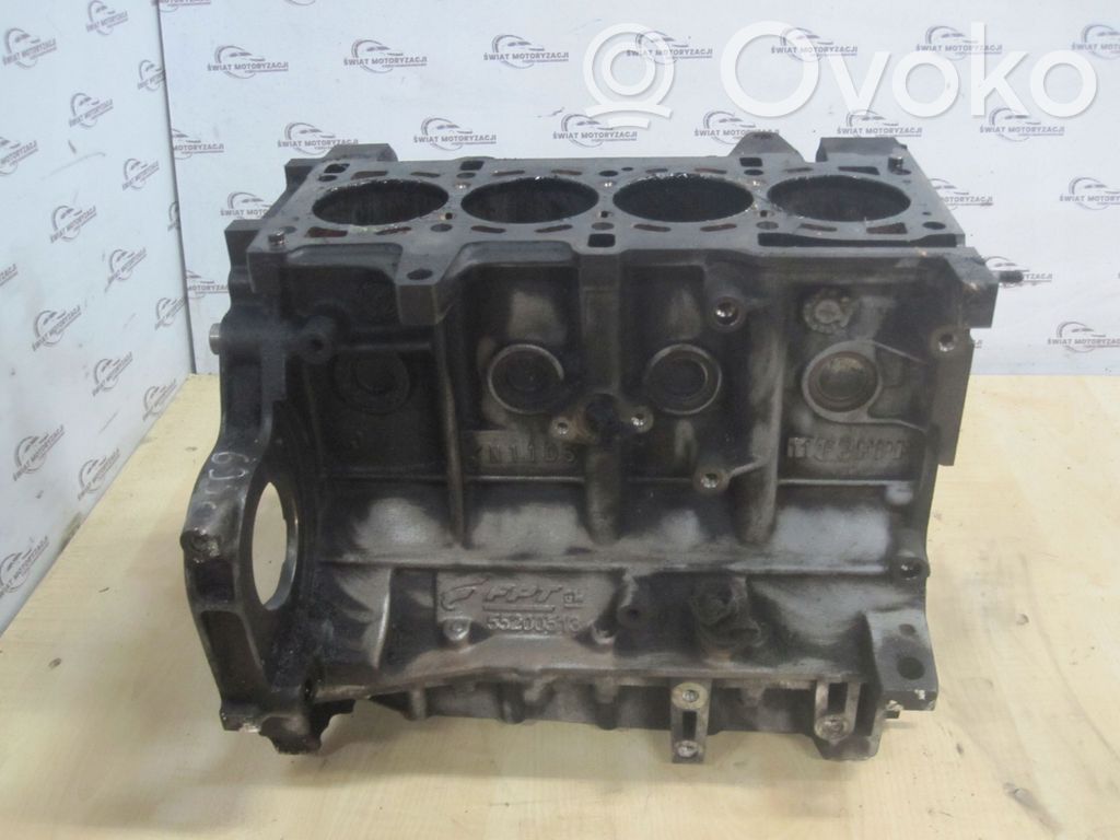 Opel Astra H Engine block 