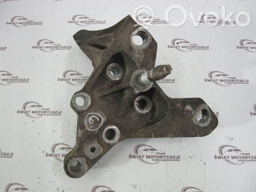 Ford Transit Custom Gearbox mounting bracket 