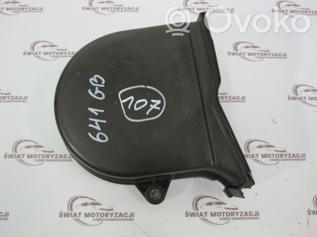 Opel Zafira B Timing chain cover 