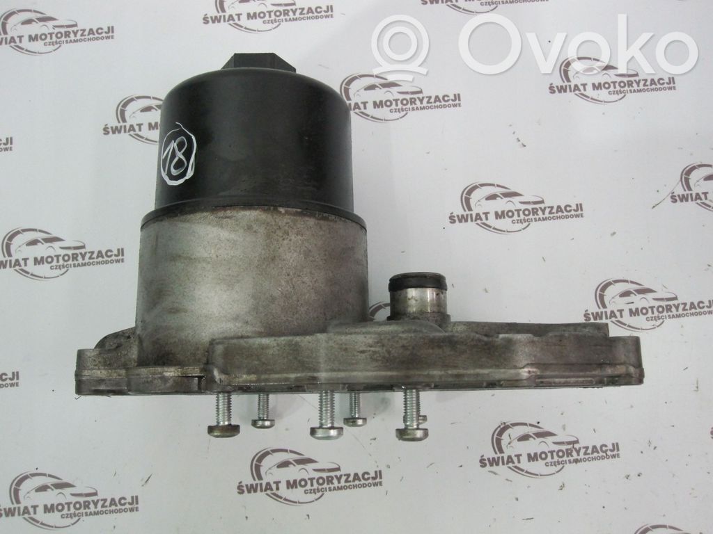 Jaguar XF X250 Oil filter mounting bracket 