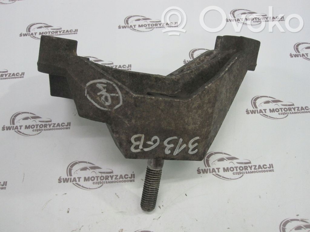 Ford Galaxy Gearbox mounting bracket 