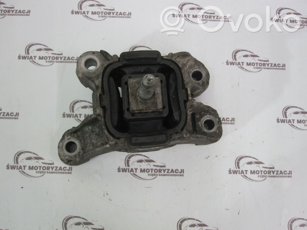Engine mount bracket   500GB,G2245106,N12B16