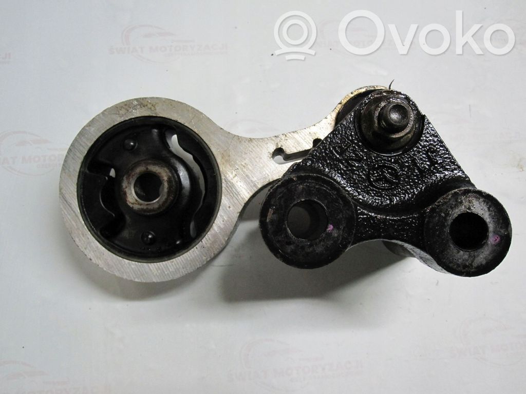 Engine mount bracket   147TYS,130KM,522GB
