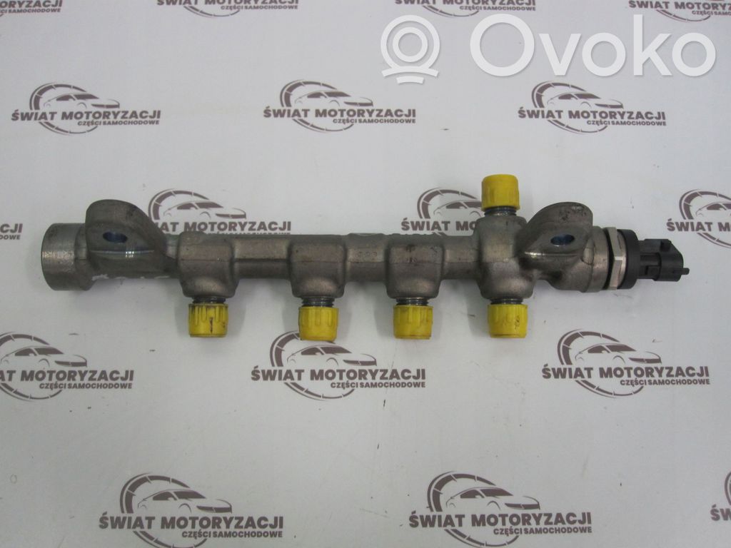 Opel Insignia A Fuel main line pipe 