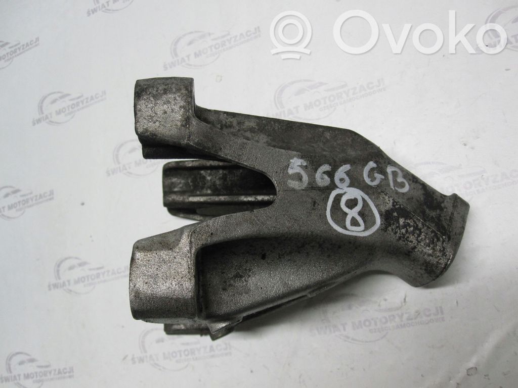 Engine mounting bracket   566GB,00057325,159TYS,190KM