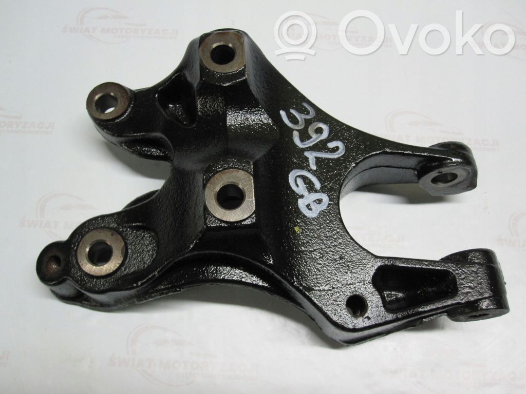 Mini One - Cooper Coupe R56 Engine mounting bracket 
