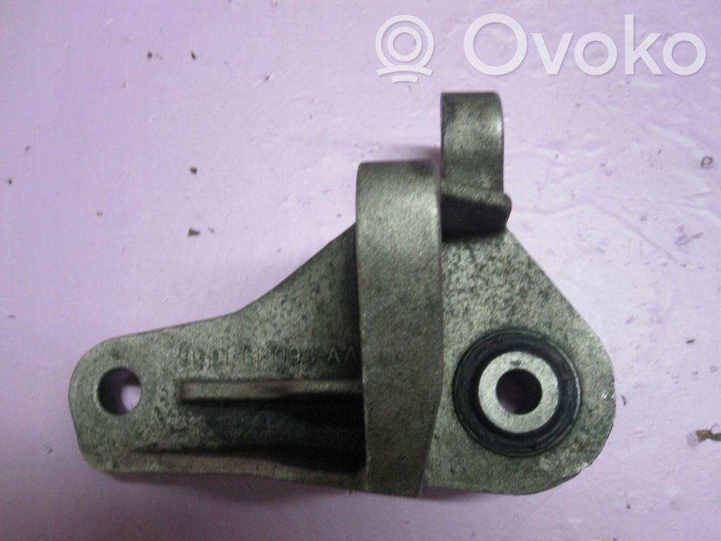 Ford Mondeo MK IV Gearbox mounting bracket 