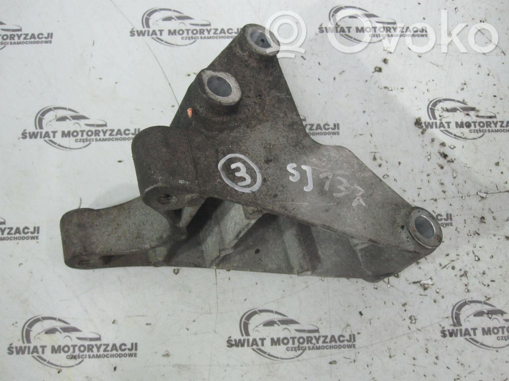 Opel Mokka Engine mounting bracket 