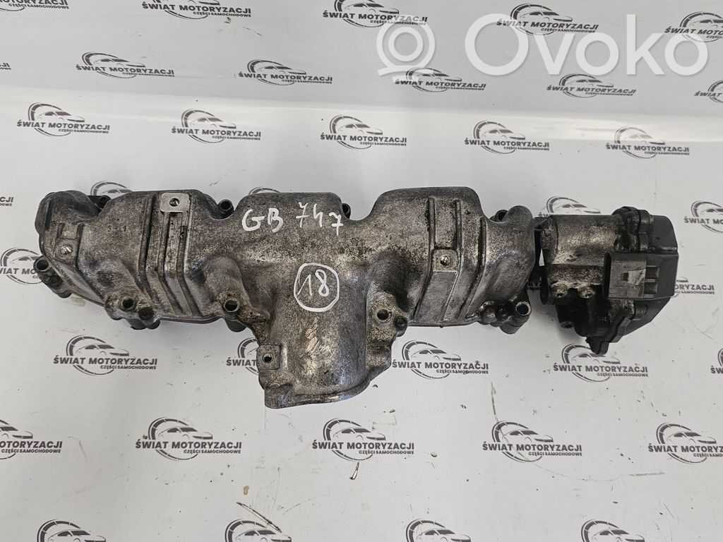 Volkswagen PASSAT B6 Kolektor ssący 