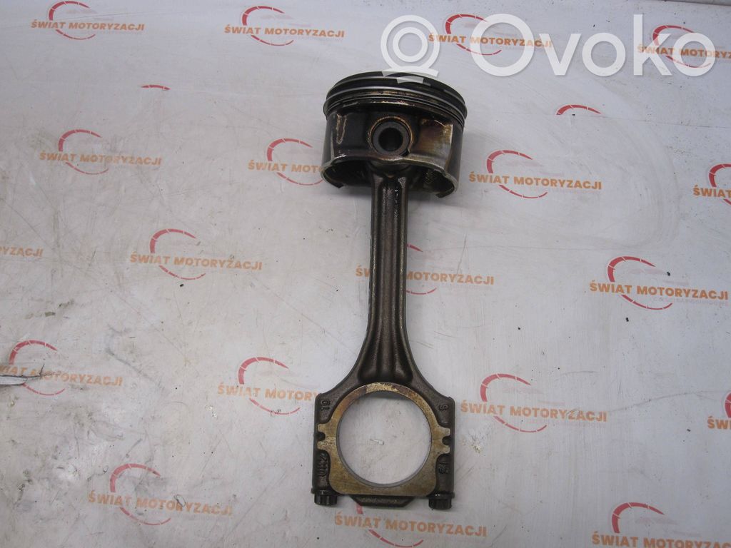 Skoda Fabia Mk2 (5J) Piston with connecting rod 