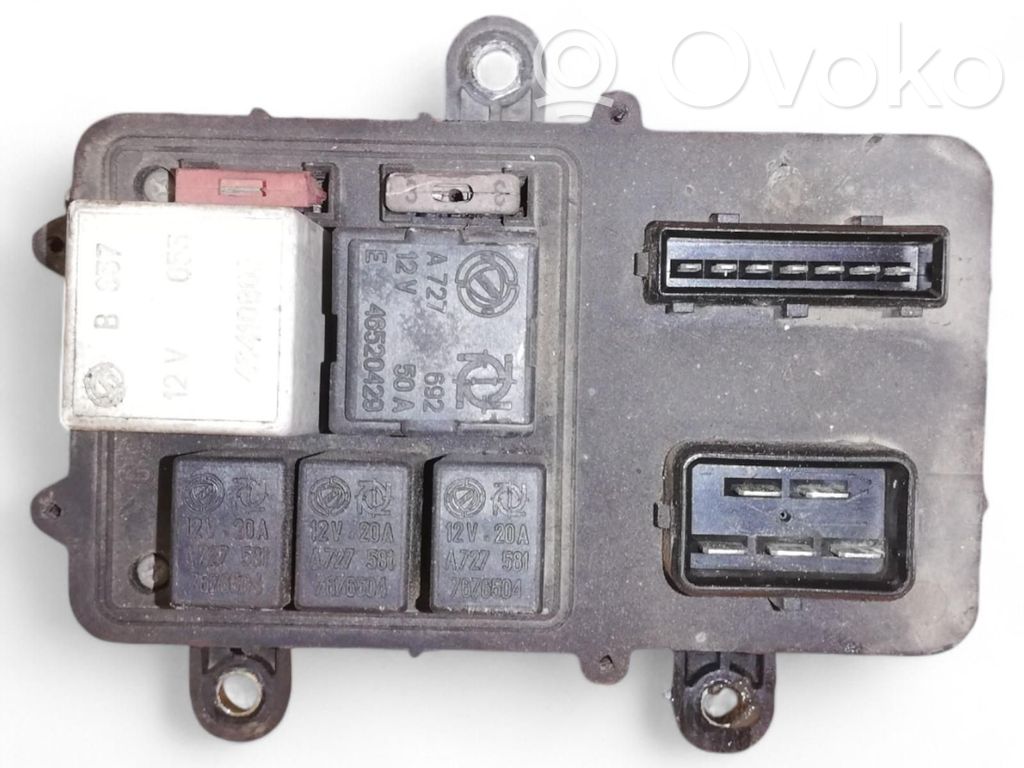Fiat Punto (176) Sterowania klimatyzacji / Ogrzewania 