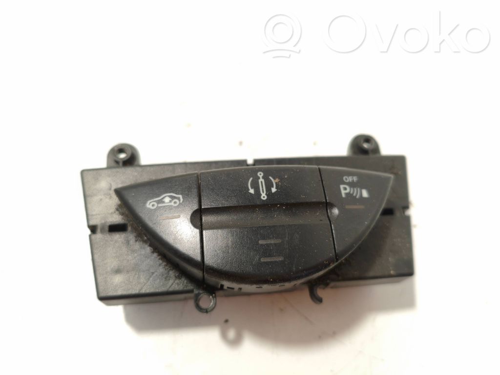 Mercedes-Benz E W211 Suspension ride height/mode switch 