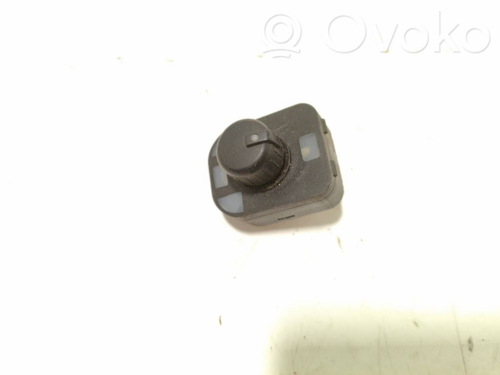 Audi A6 S6 C6 4F Wing mirror switch 