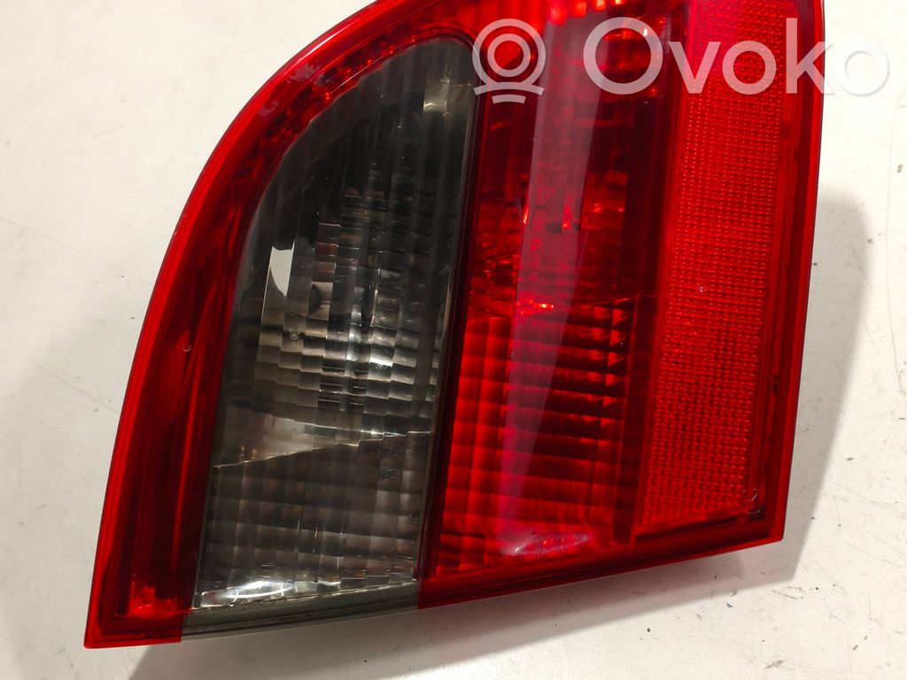 Mercedes-Benz E W211 Lampy tylnej klapy bagażnika 
