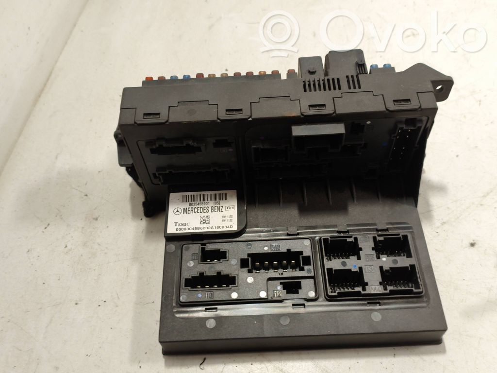 Mercedes-Benz E W211 Módulo de fusible 