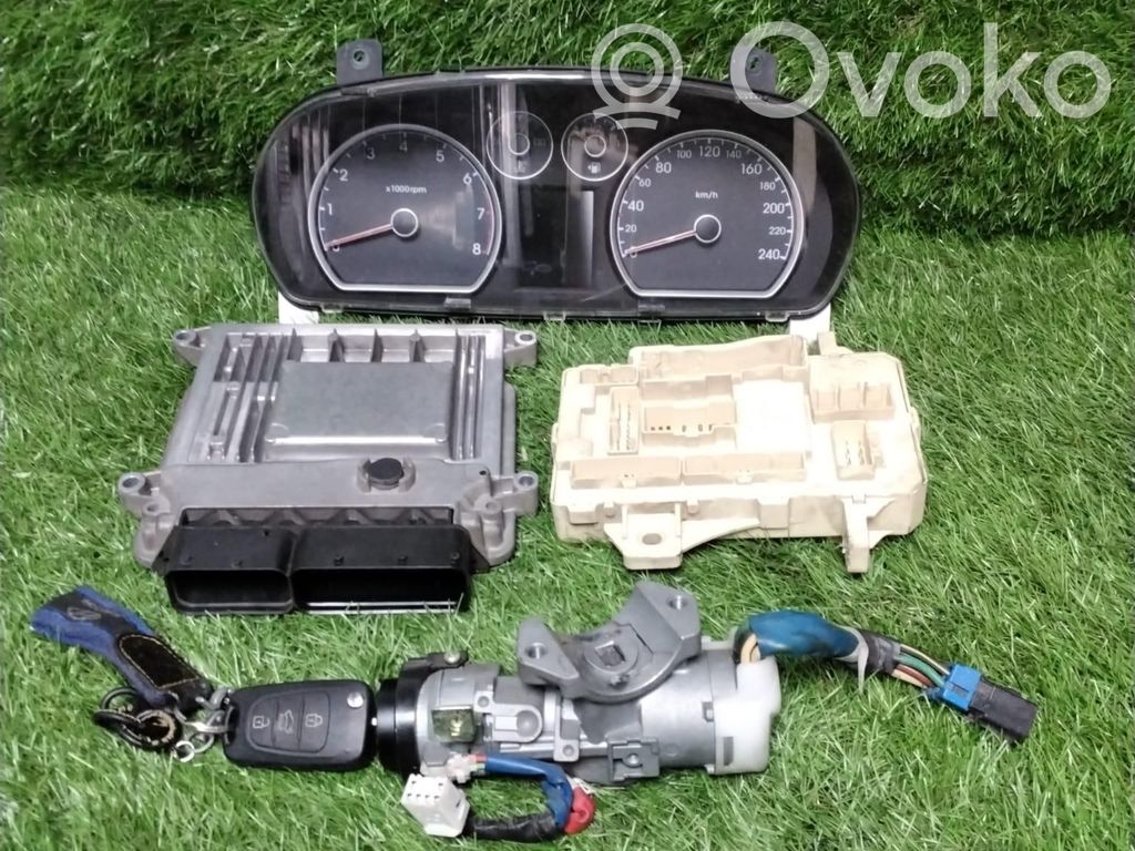 Hyundai i30 Engine ECU kit and lock set 