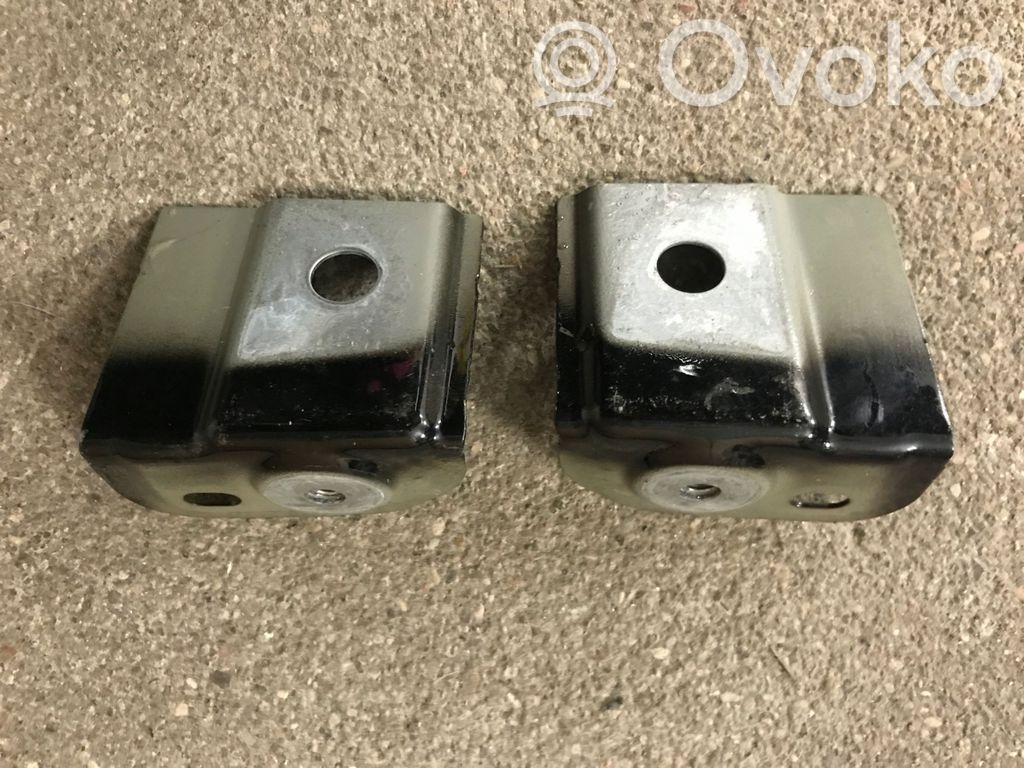 Audi A1 Fender mounting bracket 
