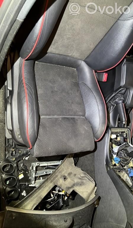 Alfa Romeo 159 Etumatkustajan istuin 