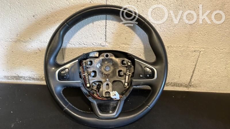 Renault Clio IV Ohjauspyörä 