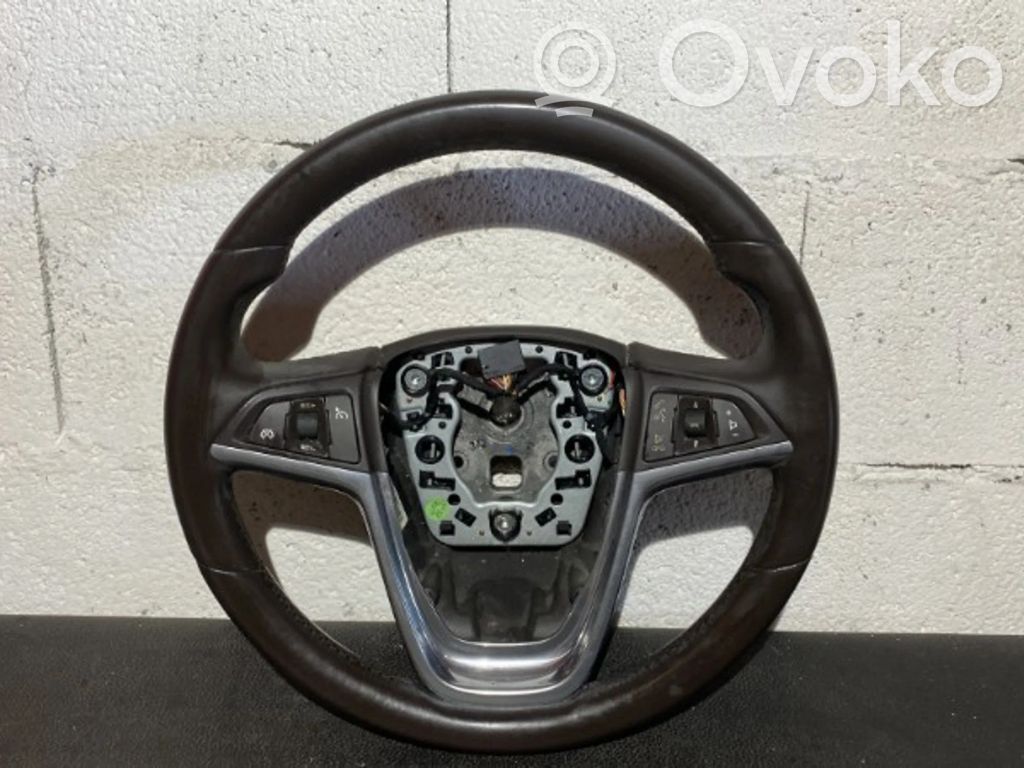 Opel Insignia A Ohjauspyörä 