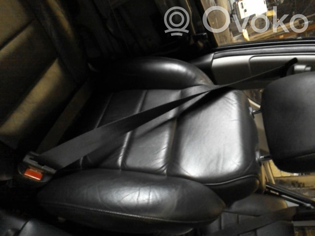 Opel Frontera B Cinturón delantero 