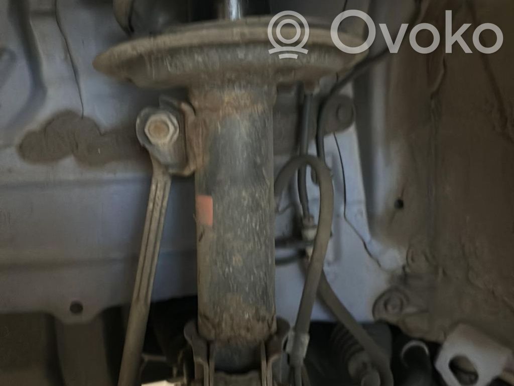 Toyota Yaris Amortyzator osi przedniej ze sprężyną 