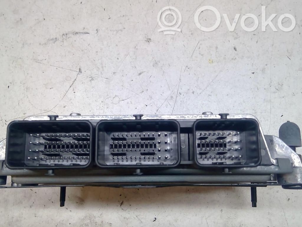 Peugeot 407 Engine control unit/module 