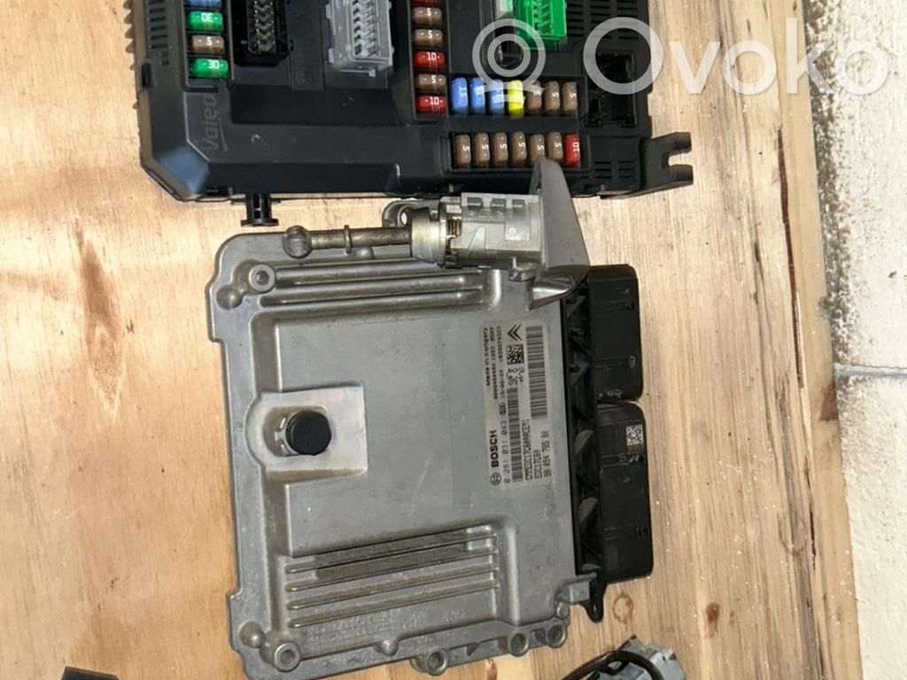 Peugeot 308 Engine ECU kit and lock set 
