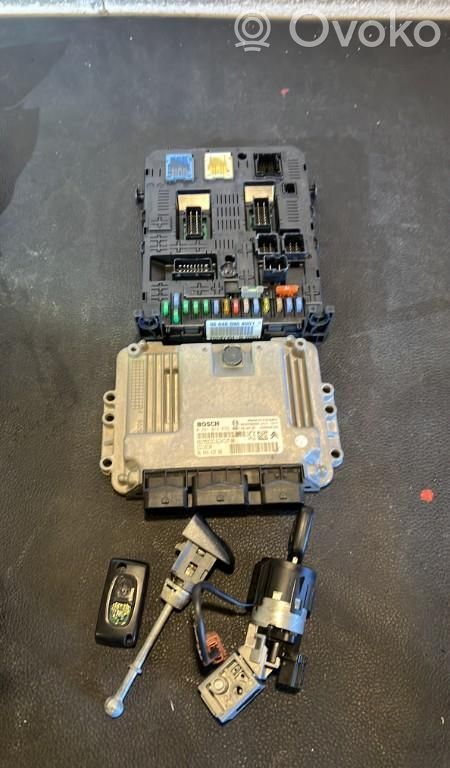 Peugeot 308 Komputer / Sterownik ECU i komplet kluczy 