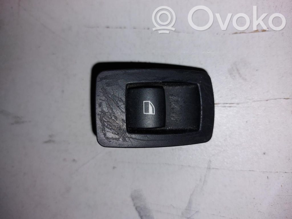 BMW 1 E81 E87 Electric window control switch 