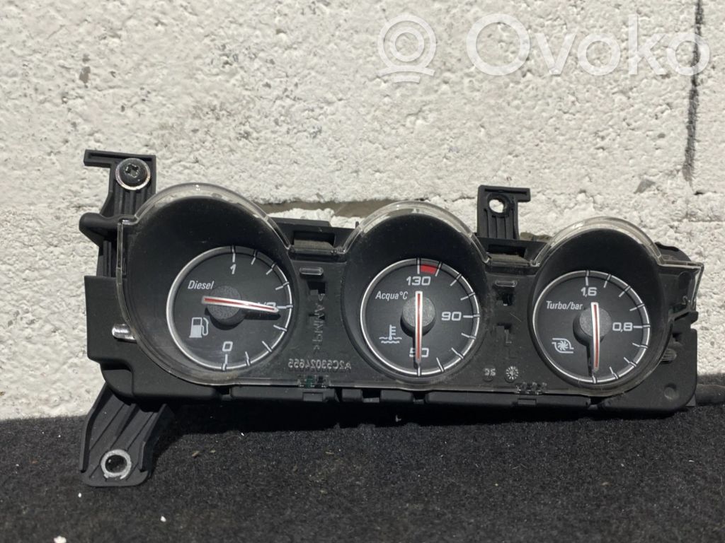 Monitor / wyświetlacz / ekran   156073094