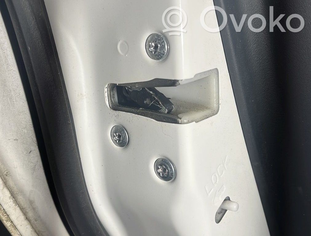 Peugeot iOn Galinių durų spyna 