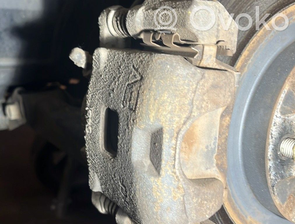 Peugeot iOn Передний суппорт 