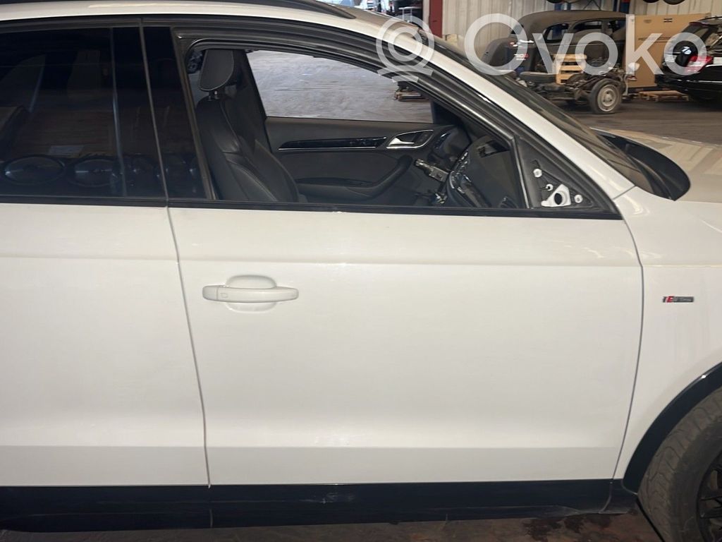Audi Q3 8U Durvis 