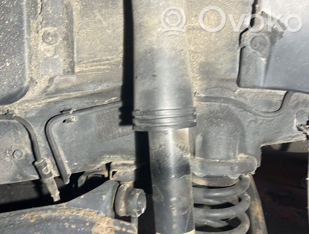 KIA Ceed Takaiskunvaimennin 