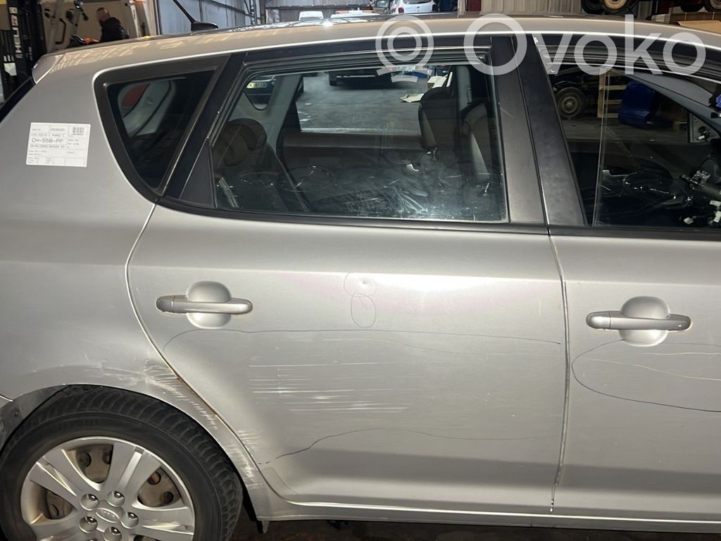 KIA Ceed Galinės durys 