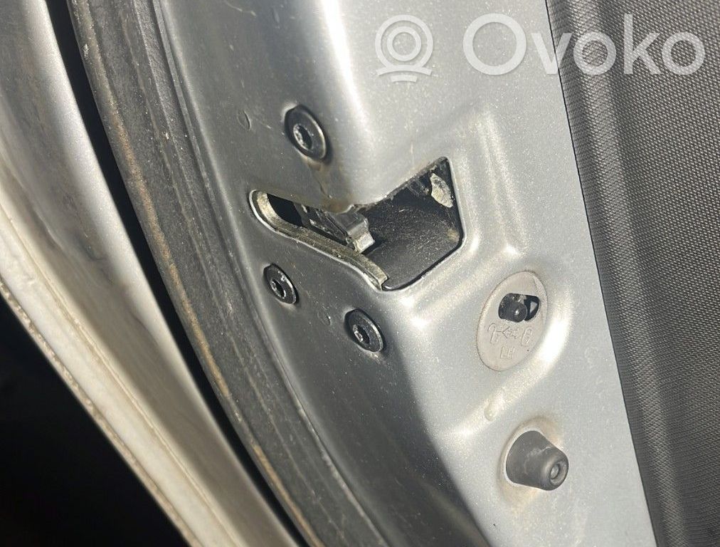 KIA Ceed Galinių durų spyna 